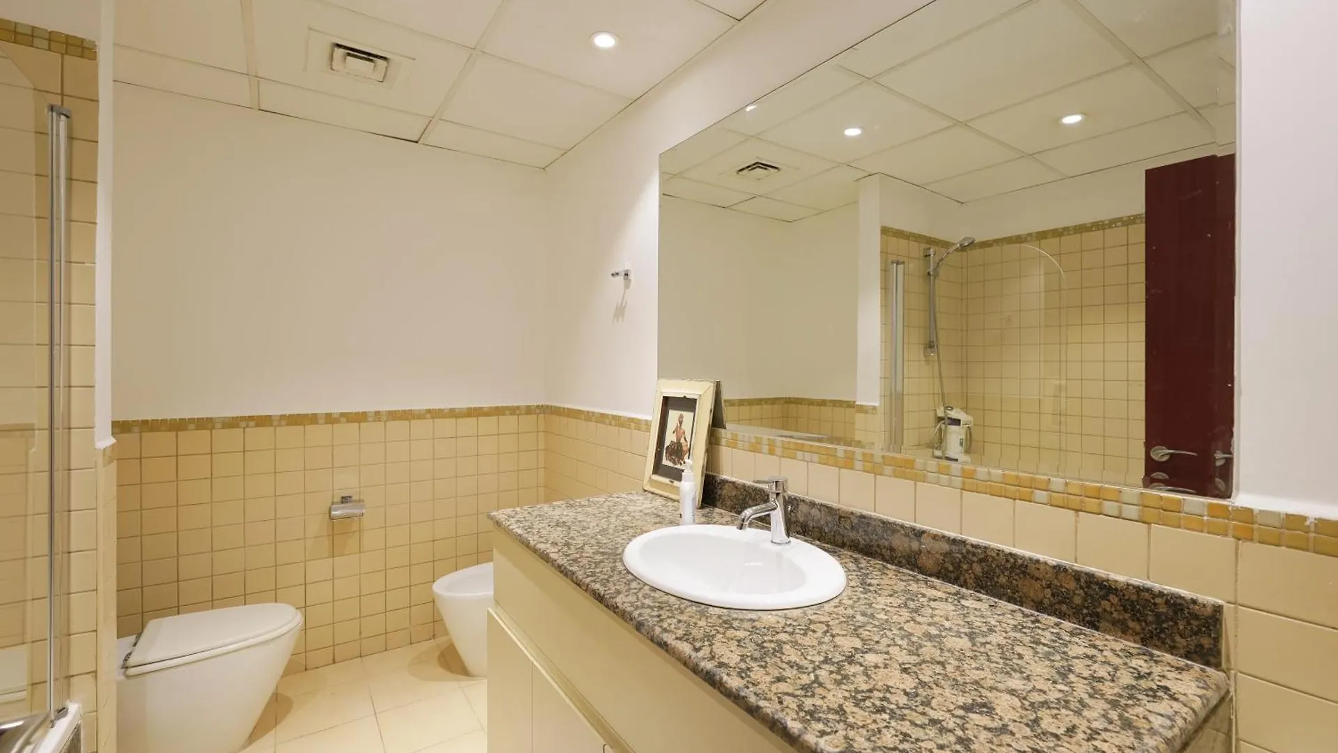 Modern Luxe Apartment Jumeirah Beach Residences Dubai United Arab Emirates